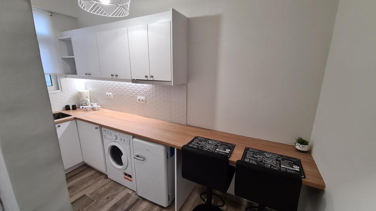 Dunant Studio Athens Luaran gambar